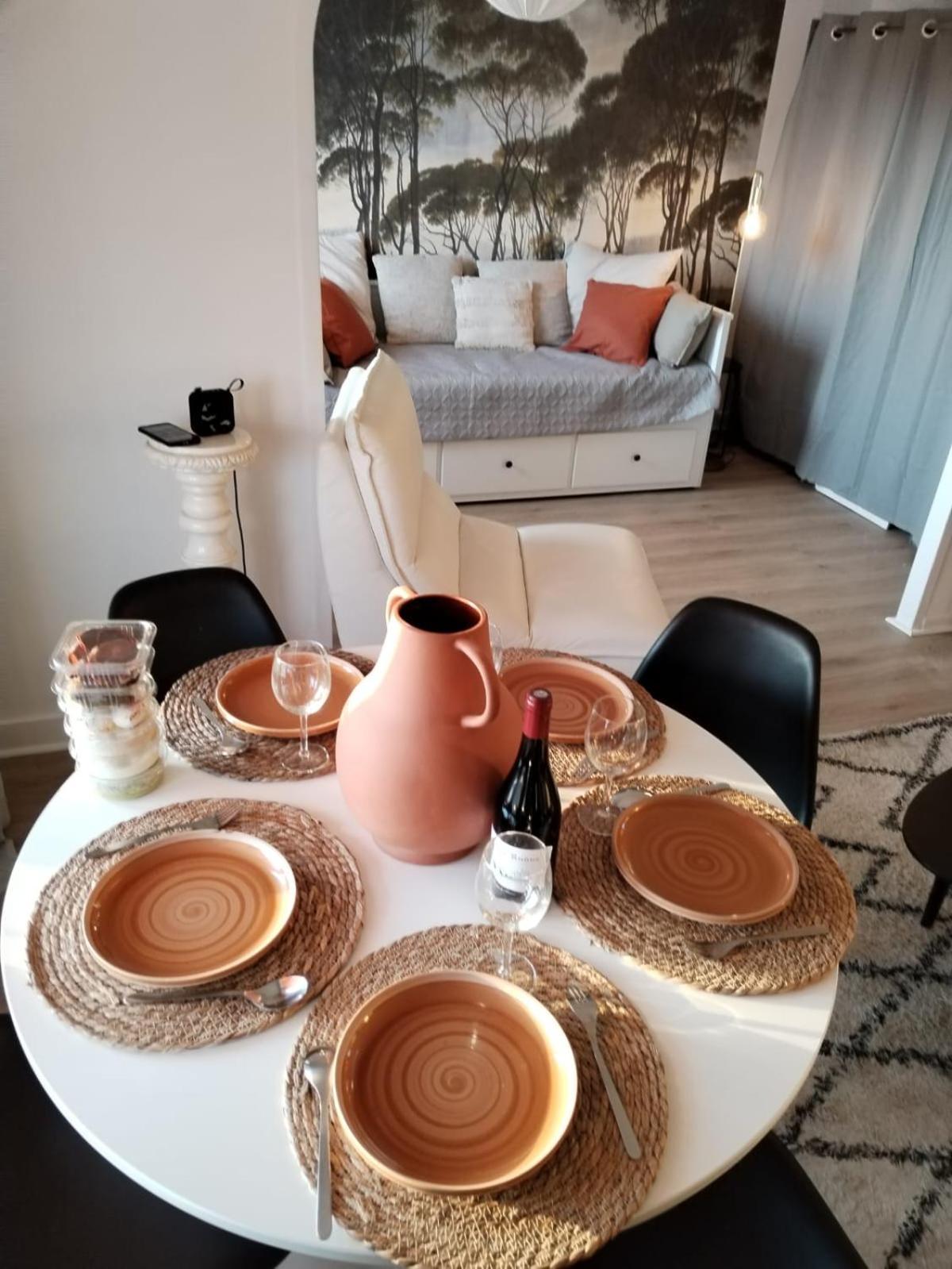 Massilia Calling Appartement Marseille Proche Metro Climatise Bien Decore ภายนอก รูปภาพ